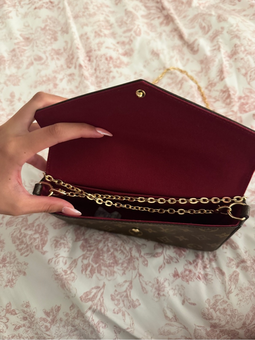 Brown Monogram Chain Wallet - Picture 3 of 4